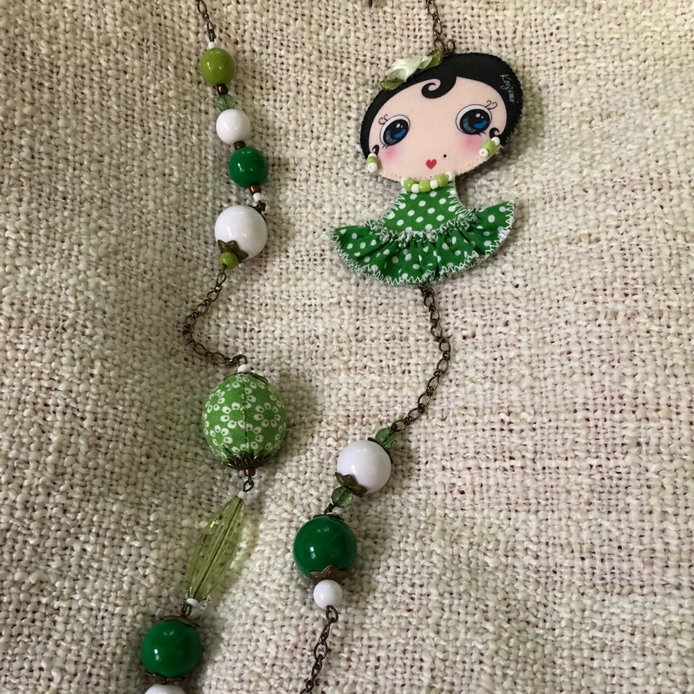 Fun Necklace - Picture 4 of 7